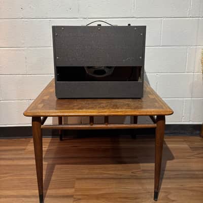 Kitchener Electronic Industries MAC-5 1965 - Gray - Made in Canada image 4