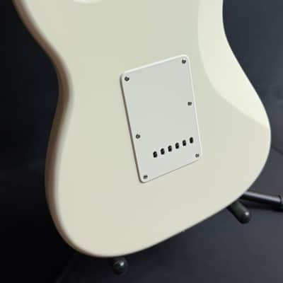Squier Classic Vibe 60's Stratocaster Electric Guitar Olympic White image 11