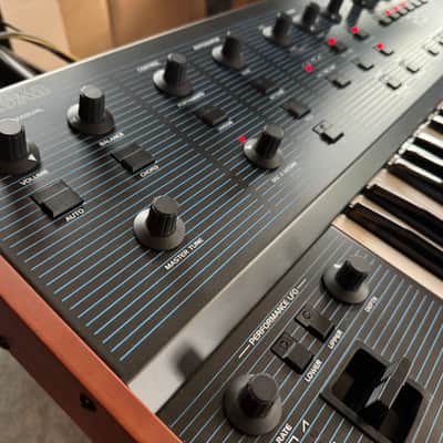 Behringer UB-Xa 16-Voice 61-Key Synthesizer 2023 - Present - Blue with Wood Sides image 5