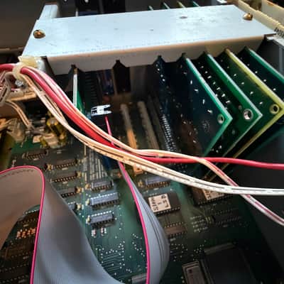Immaculate AKAI S1000 MIDI Stereo Digital Sampler w 32MB RAM Maxed, Factory Level 4M Mod, New PSU, ZuluSCSI 2026 USB-C, 20x16GB SD cards, Analog & Digital synth/drum libraries, Original Box, English & Japanese Manuals - (1989) image 18