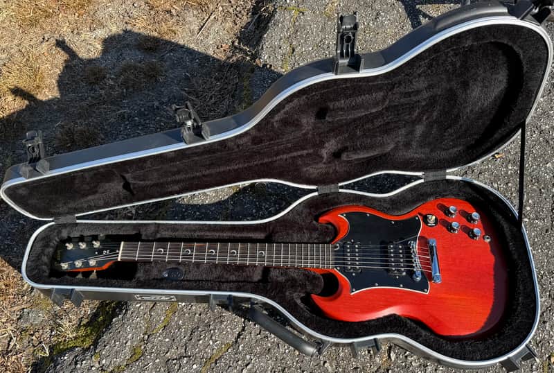 2002 Gibson SG Special Faded W/Ebony Fretboard and Crescent Moon Inlays Heritage Cherry image 1