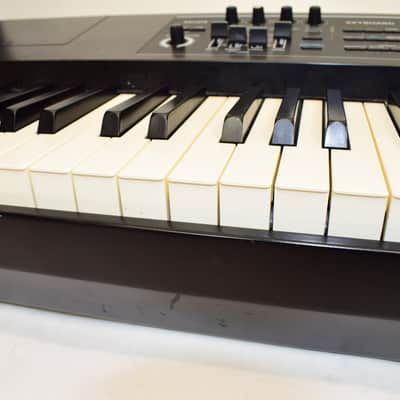 Roland JUNO-DS JUNO-DS88 88-Key Digital Synthesizer Workstation Keyboard image 4