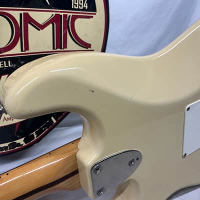 Fernandes FST-60 fst60 S-style Guitar image 12