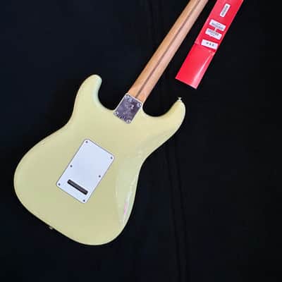 Fender Player II Stratocaster HSS 2024 MN Hialeah Yellow /7lbs. 15.7oz. #MXS24030881 image 2