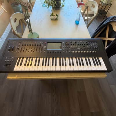 Roland Fantom 6 61-Key Workstation Keyboard 2019 - Present Black image 2