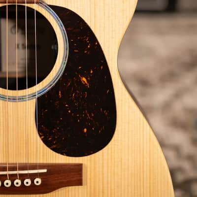 Martin 00-X2E Cocobolo Grand Concert Acoustic/Electric Guitar - Natural with Gig Bag image 10