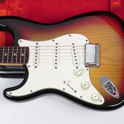 1975 Fender Stratocaster Left Handed - 7 1/4 Pounds! - Sunburst Finish - Rosewood Fingerboard - Original Case image 3