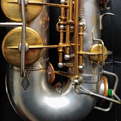 Pierret Vibrator Alto Saxophone with Virtuor 1930s silver / gold plated image 5