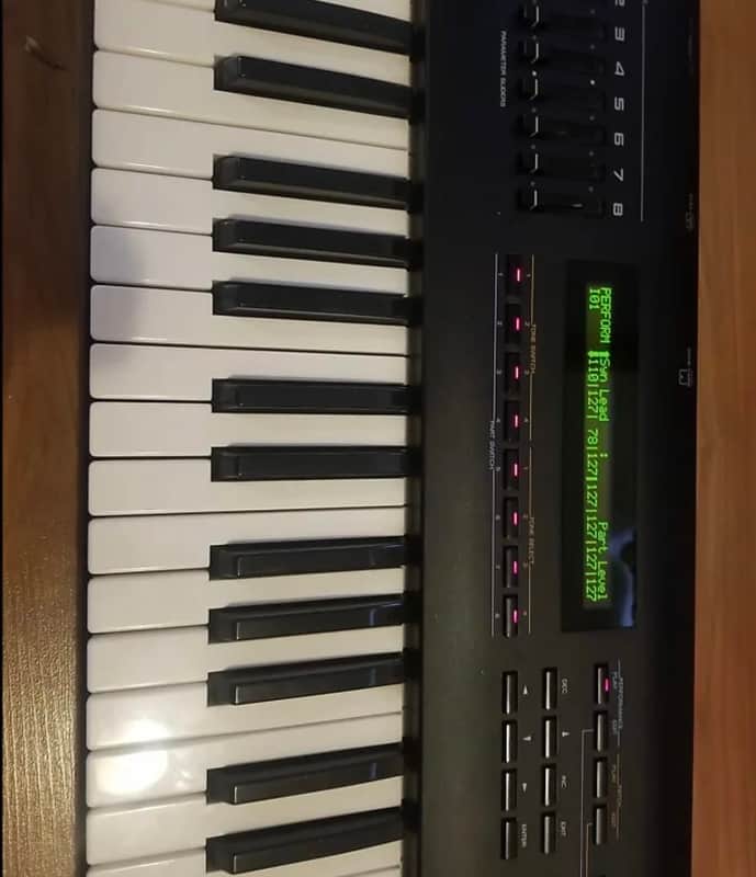 Roland JV-80 61-Key Multi-Timbral Synthesizer 1992 - 1994 - Black image 1