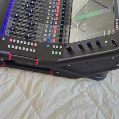 Allen & Heath Avantis solo 2023 - Black image 6