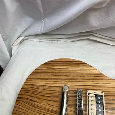 Gibson 2007 GotW Guitar Of The Week #19 Les Paul Classic Guitar Zebrawood with Case - Classic Antique image 4