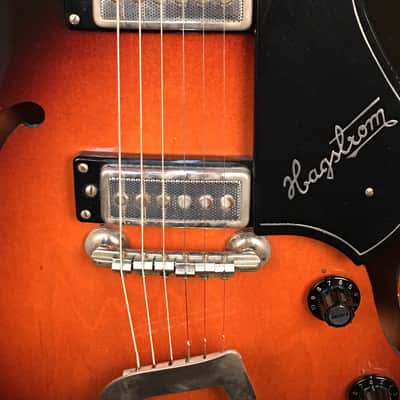 Hagstrom Viking 60's Sunburst Vintage image 4