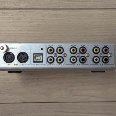 Native Instruments Audio 8 DJ image 1