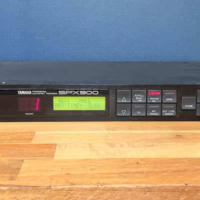 Yamaha SPX900 Professional Multi-Effect Processor | Reverb The