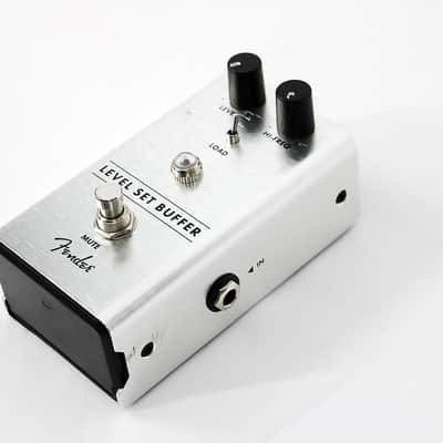 Fender Level Set Buffer - Silver image 2