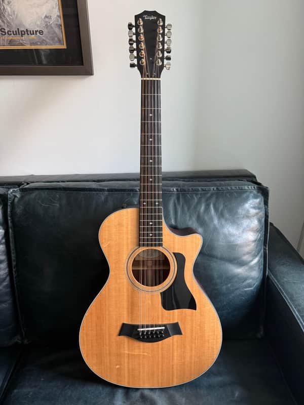 Taylor 352ce 12-Fret with V-Class Bracing