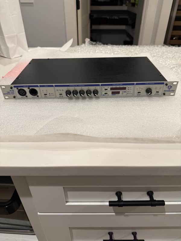 Brainstorm Electronics SR-15 Time Code Distripalyzer analyzer distributor stripper image 1