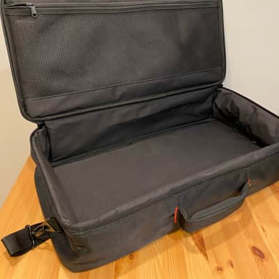 Gator GPB-BAK-1 Large Pedalboard Carry Bag 2010s - Black image 8