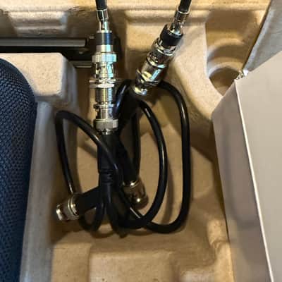 Shure SLXD14/153T Headset Wireless Microphone System, J52 Band image 8