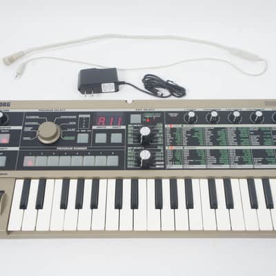 [SALE Ends Sep 14] KORG microKORG Analog Modeling Keyboard Synthesizer Vocoder w/ 100-240V PSU