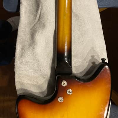 Airline Bobkat Mid 60’s - Sunburst image 6