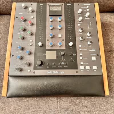 Solid State Logic SSL UC1 DAW Controller 2021 - Present - Black image 1