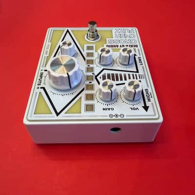 Death By Audio Crossover Fuzz Limited Edition - Reverb Exclusive 2025 - White image 3
