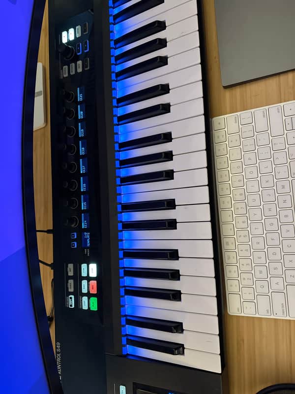 Native Instruments Komplete Kontrol S49 image 1