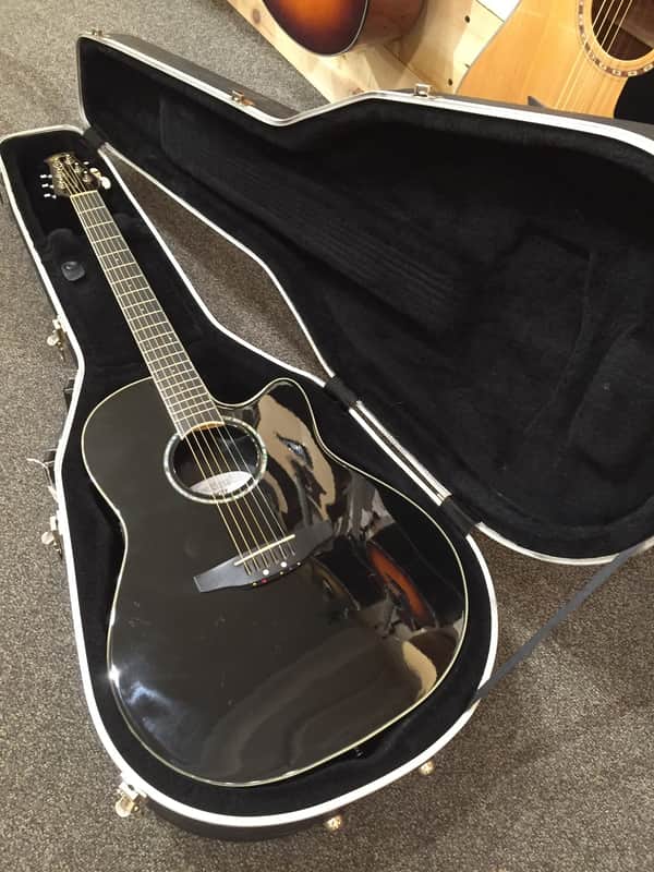 Ovation Celebrity CC28 | Reverb