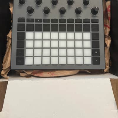 Novation Circuit Rhythm Groovebox 2021 - Present - Black image 5