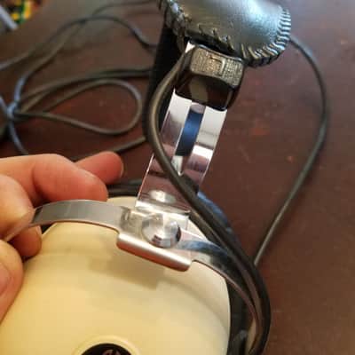 Pioneer SE-20A 8 Ohm Japan Stereo Over Ear Headphones 1970s - White thermoplastic image 9