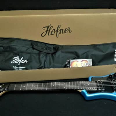 Hofner CT Series HCT-SH-D-BL Double Pickup Shorty DeLuxe Travel / Mini Electric Guitar with Gig Bag image 2