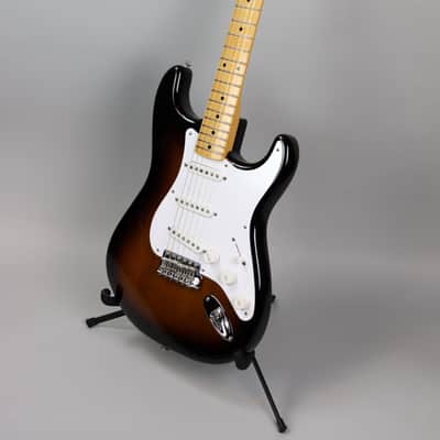 Fender 70th Anniversary American Vintage II '54 Stratocaster 2-Color Sunburst image 9