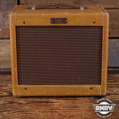 Fender Champ 5F1 Narrow Panel 5-Watt 1x8" Guitar Combo 1958 - 1964 - Tweed image 1