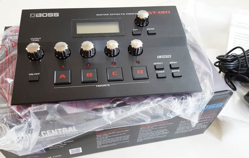 Boss GT-001 Guitar Effects Processor