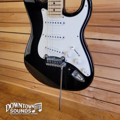 2020 G&L Fullerton Legacy Deluxe Stratocaster with G&L Deluxe Gig Bag - Black / Parchment, Maple Neck, Case Candy / CoA, 7lbs 13oz image 3