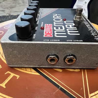 Electro-Harmonix Deluxe Memory Man 550Ms Analog Delay / Chorus / Vibrato 2008 - Present - Black / Silver image 3