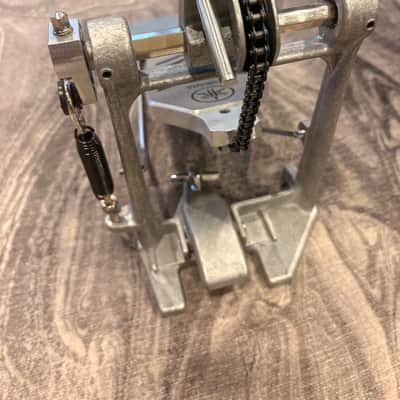 Yamaha FP-7210A Chain Drive Single Bass Drum Pedal, Silver image 2