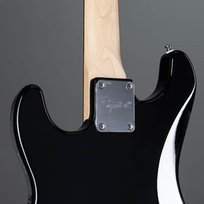 Squier Mini Strat V2 Black - Electric Guitar image 6