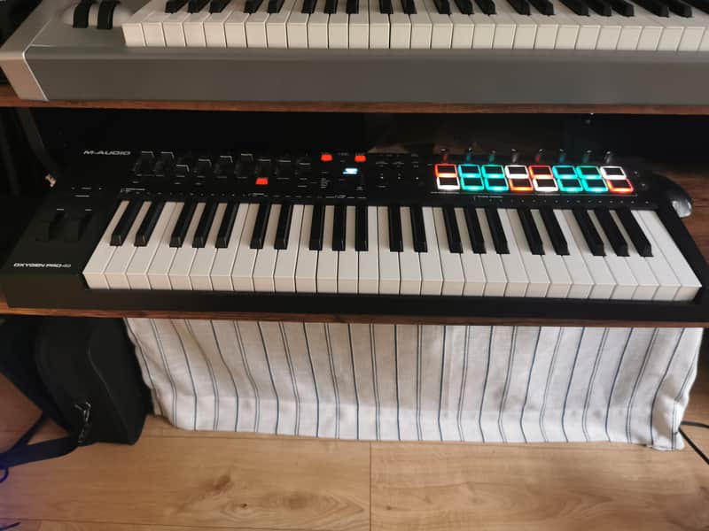 M-Audio Oxygen Pro 49 MIDI Keyboard Controller 2020 - Present - Black image 1