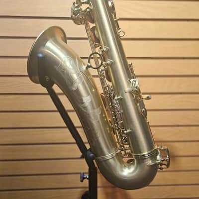 Pre-Owned Selmer Paris Series III Tenor Saxophone - Brushed Finish image 2