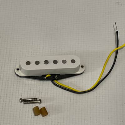 2000's Made in U.K. IronGear VTG 6TS Stratocaster White Single Coil Middle Guitar Pickup image 1