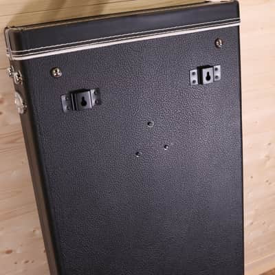 Fender Wall-Mounted Guitar Display Case - Black image 4