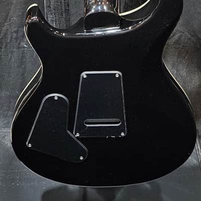 PRS SE Custom 24 Electric Guitar - Quilted Black Gold Sunburst 2024 image 4