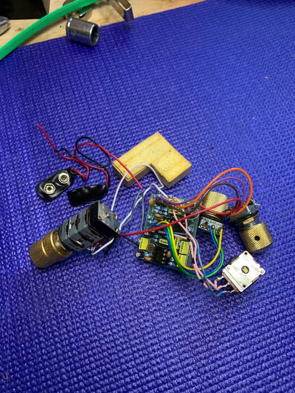 MEC BEC 3-band preamp image 1