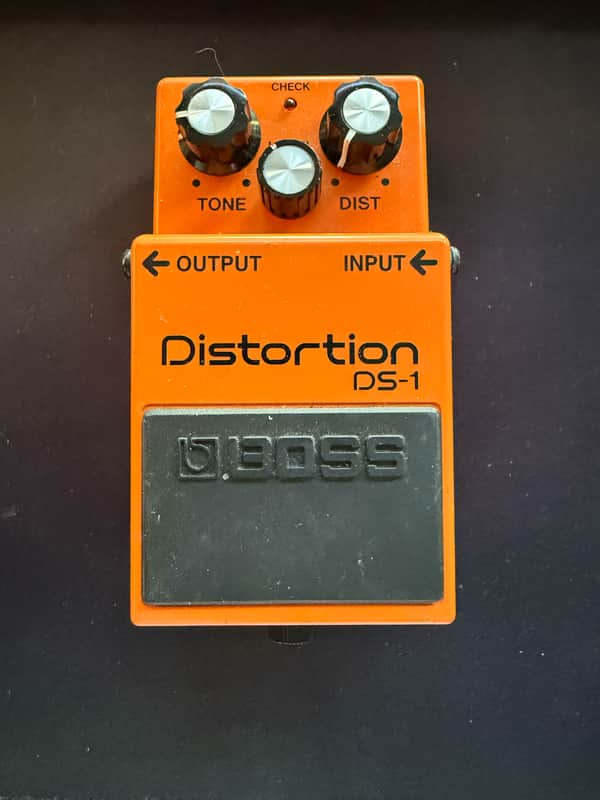 Boss DS-1 Distortion (Silver Label)