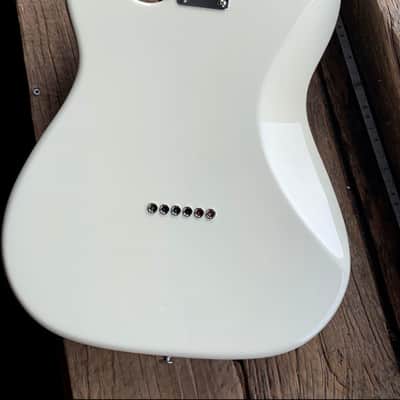 G&L ASAT Classic Vintage White image 7