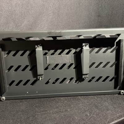 Gator GPB-BAK-1 Extra Large Pedalboard w/case image 2