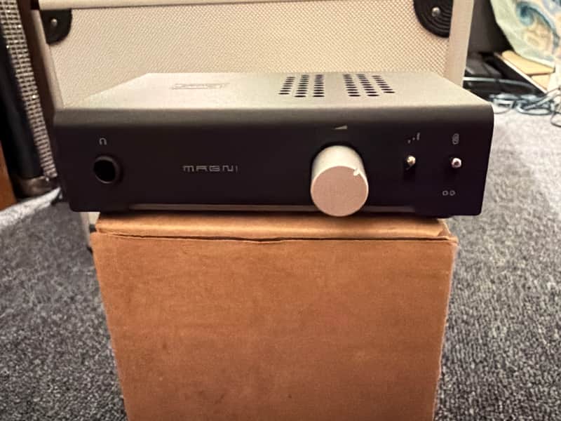 Schiit Audio Magni Utility w/ Mesh DAC - Black image 1