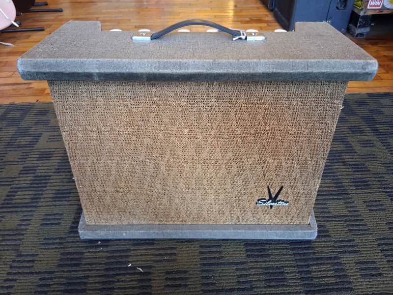 Silvertone Model 1432 10-Watt 1x12 Guitar Combo 1960s - Gray with White Grille image 1